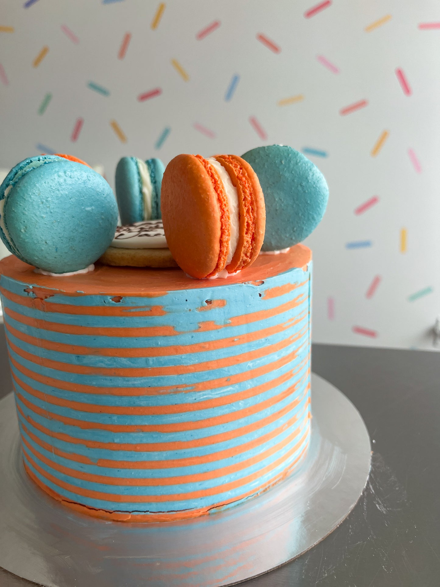 Oilers Macaron Cake